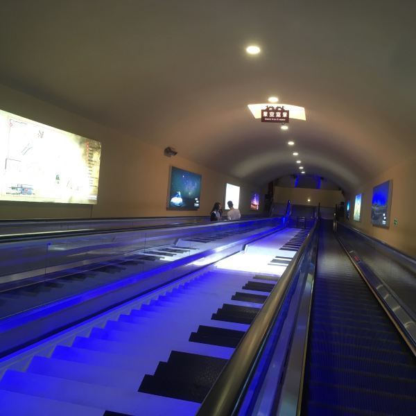 沙漠大扶梯图片