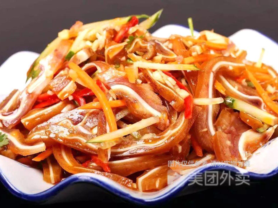 凉拌猪耳饭图片