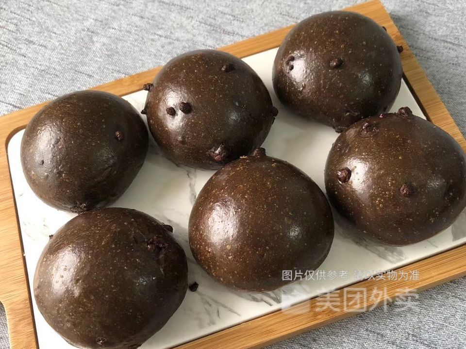 黑眼豆豆图片