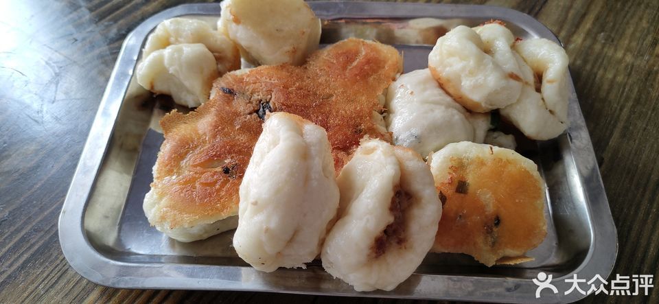 推荐菜:标签:快餐餐饮地址(在哪里):老台门水煎包位于宿州市萧县101