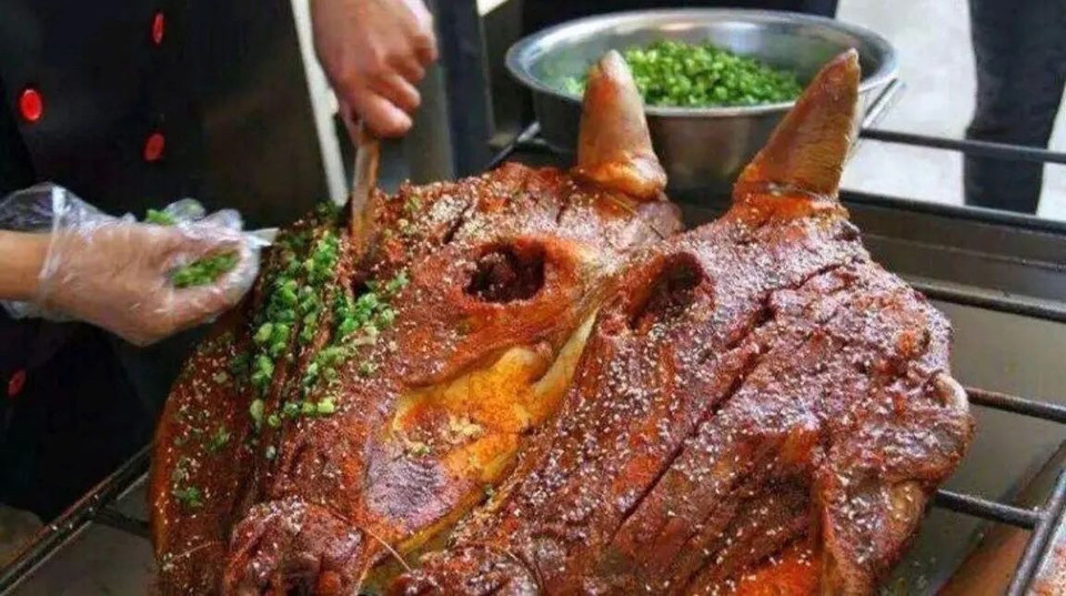 李老幺烤全羊烤牛头盘龙奥园广场店