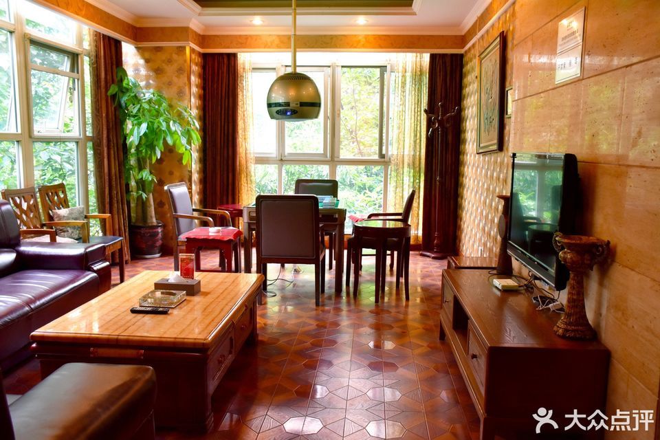 渝富桥商务休闲会所图片