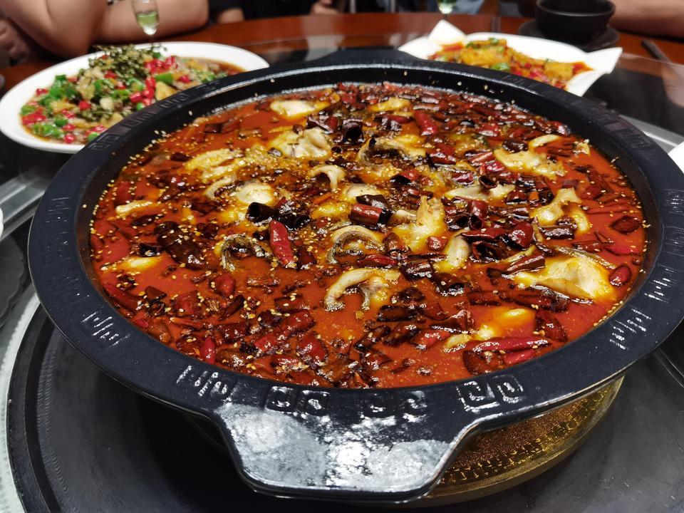 金三罐寻甸老坛酸菜牛肉火锅店(嵩明往事店)图片