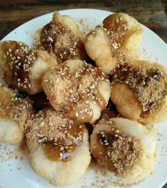 九间房糍粑车站店