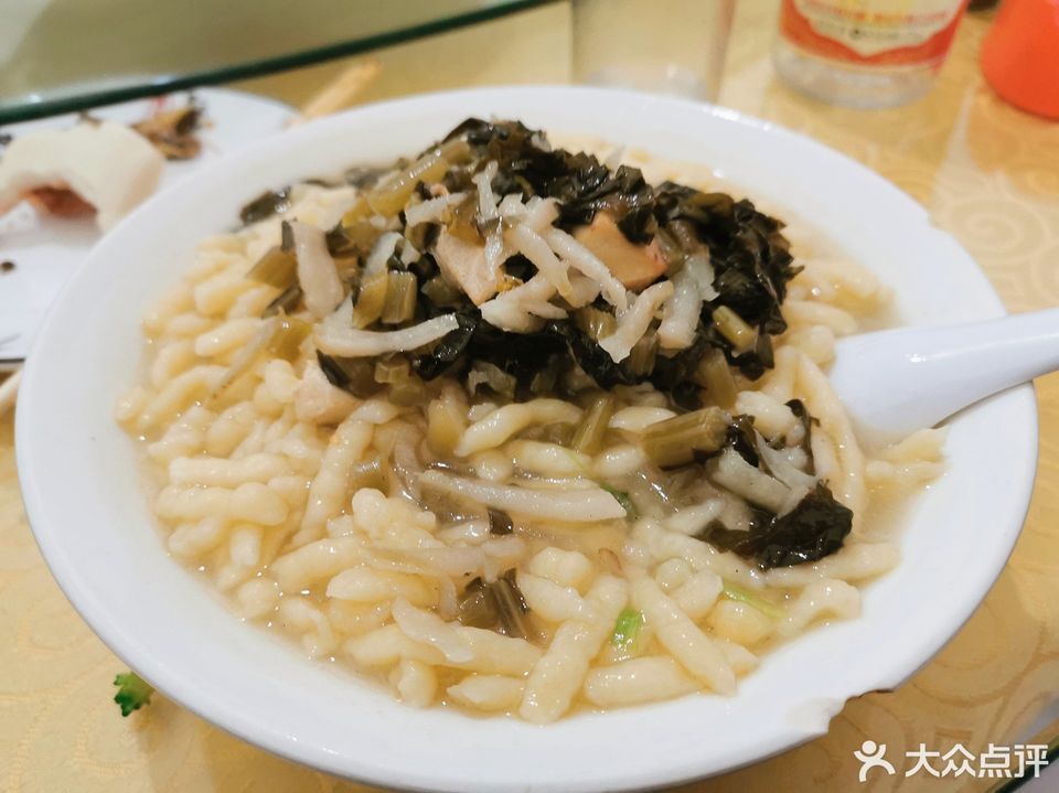 酸菜抿圪斗图片