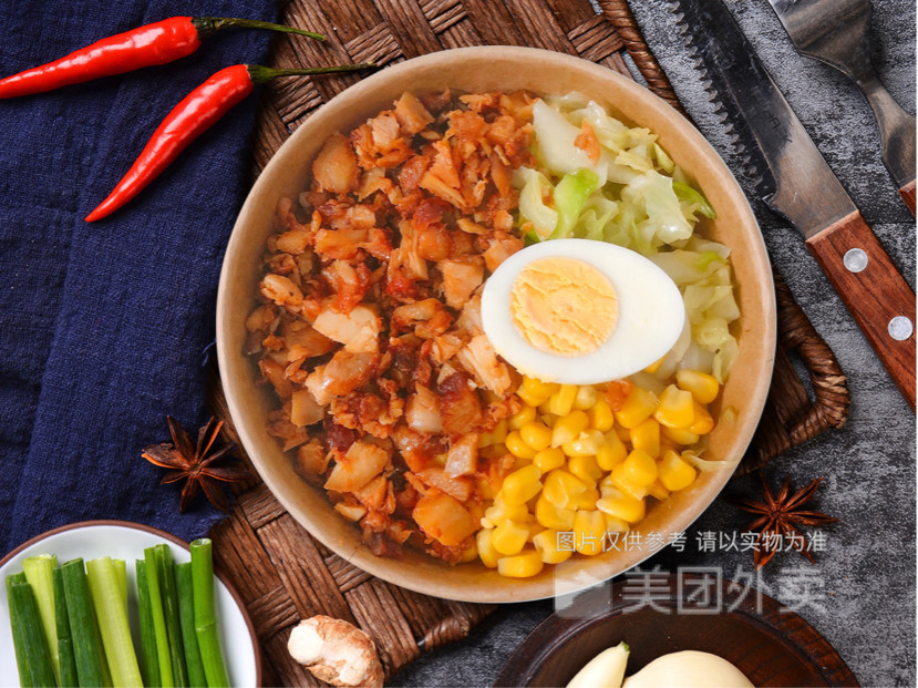 奥尔良烤肉拌饭图片