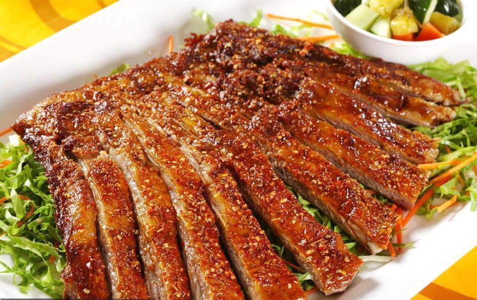 牧人之家烤羊腿羊排大串图片