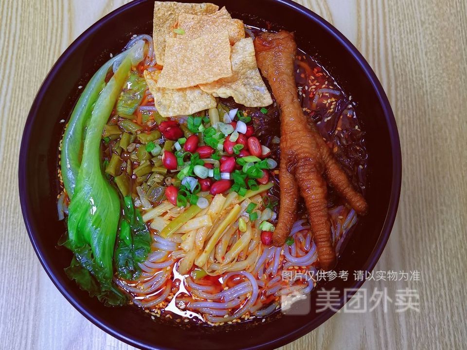 虎皮鸡爪螺蛳粉图片