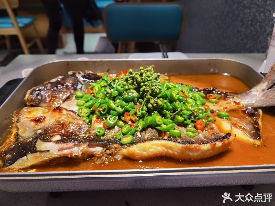 半天妖烤鱼兰州杉杉奥莱店