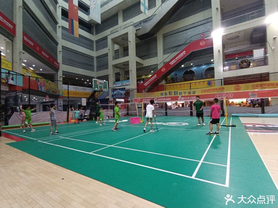 花香盛世篮球馆(唐人街花香篮球馆)图片