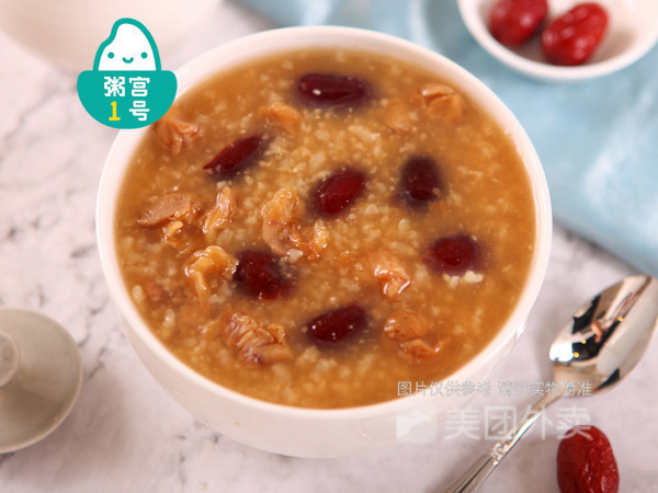 桂圆红枣葡萄粥图片