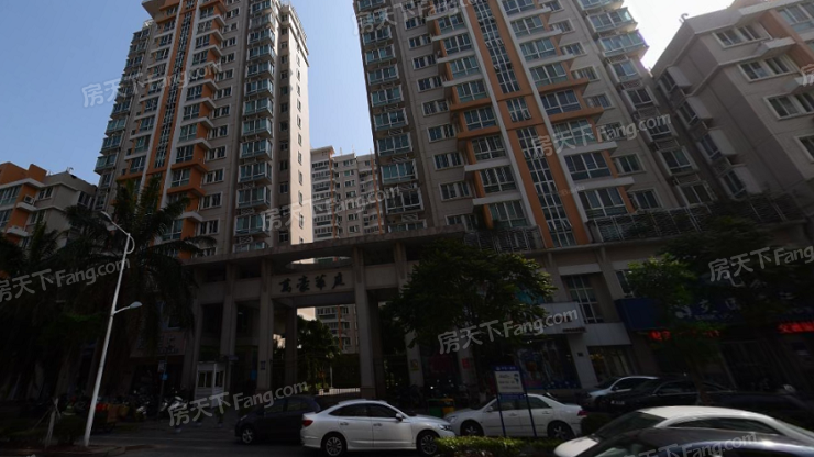 地址(在哪里):万豪华庭位于汕头市龙湖区长平路160号介绍:标签:住宅