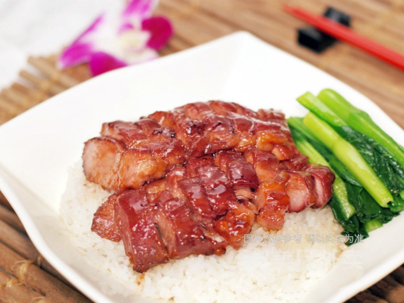 伟记隆江猪脚饭