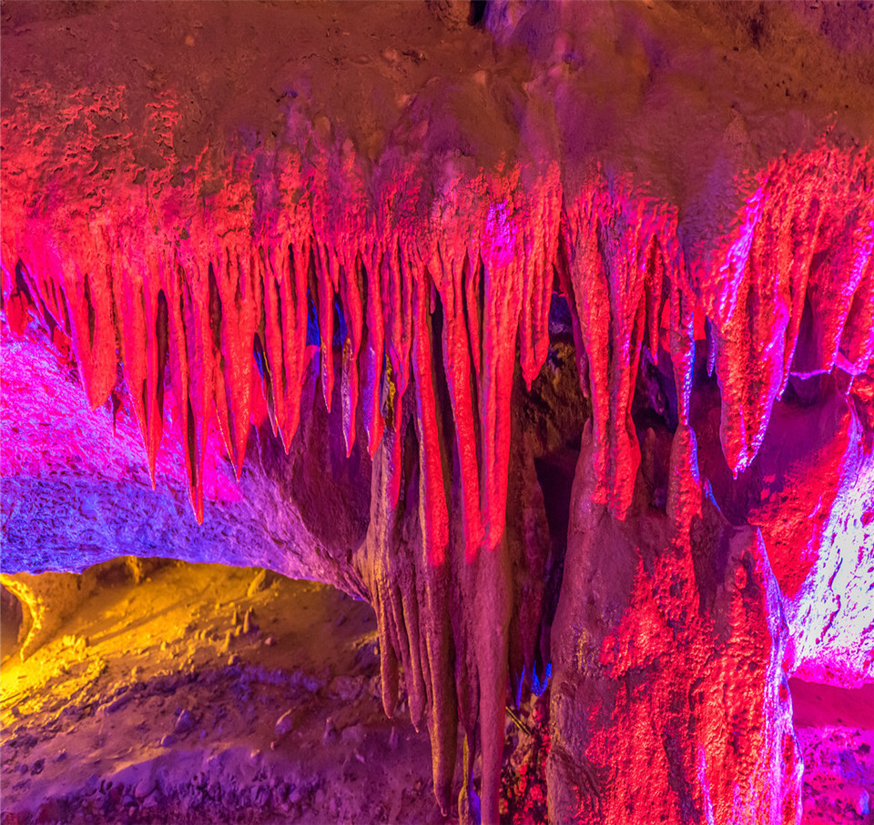 地址(在哪里):赖源溶洞位于龙岩市连城县赖源乡介绍:标签:风景名胜