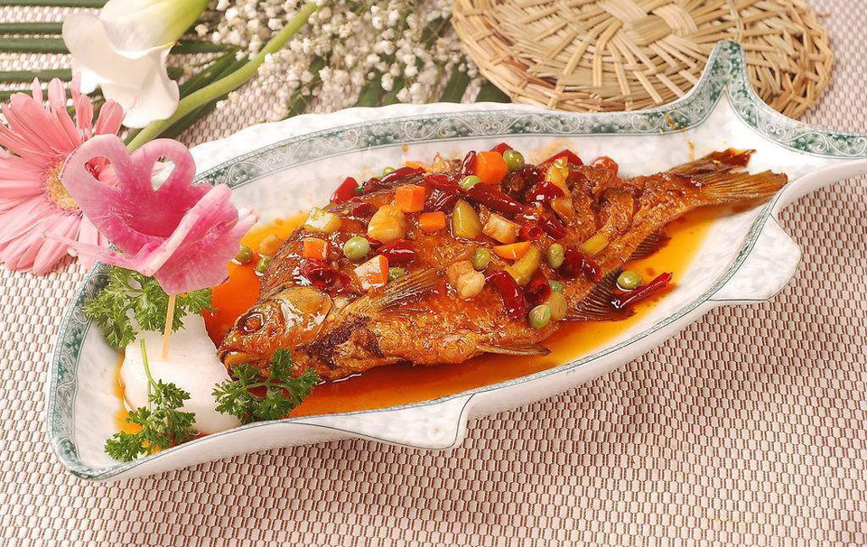 红烧鳊鱼图片