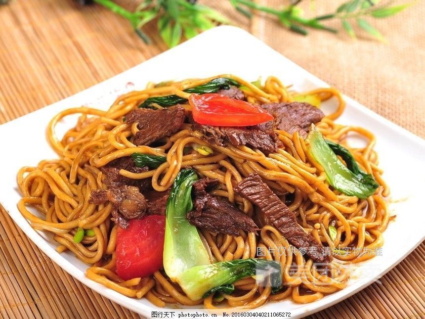 牛肉鸡蛋炒面图片