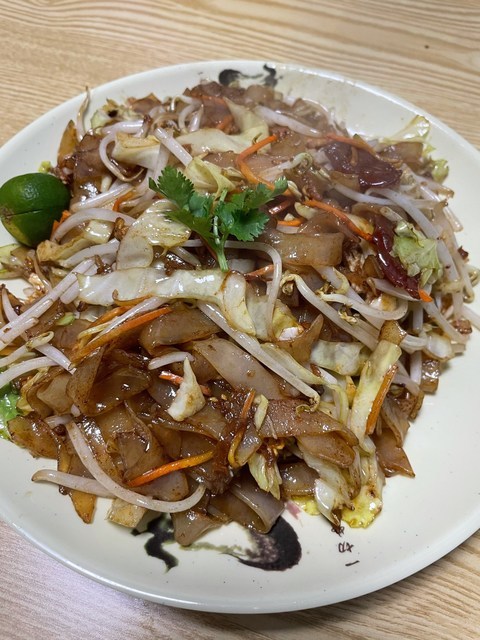 腊肠炒河粉图片