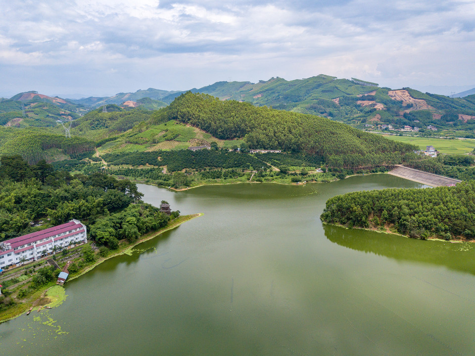 鹿寨月岛湖景区图片