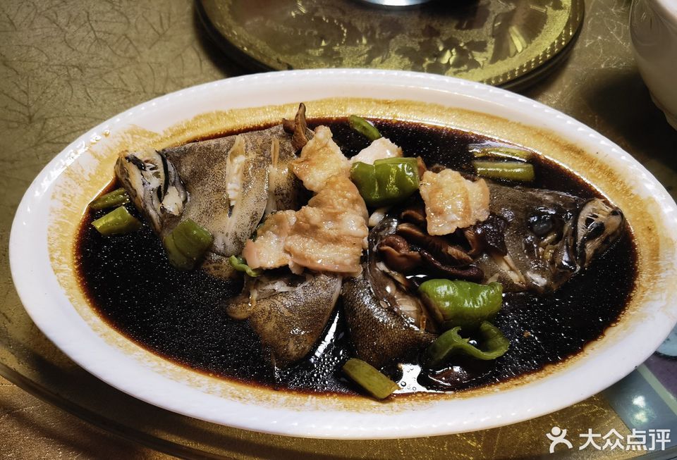 家炖鸦片鱼头图片