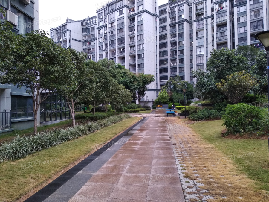 查看桂林水晶郦城_360地图搜索结果列表