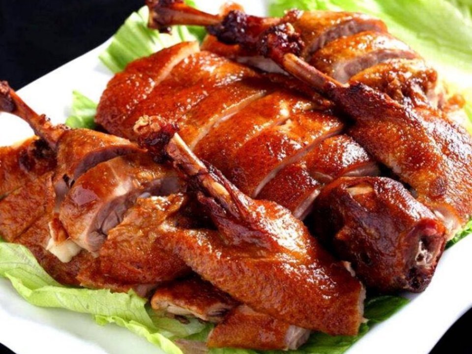 巴克区(新市区)阿勒泰路915号电话:北京老铺烤鸭(光明路店)地址(位置