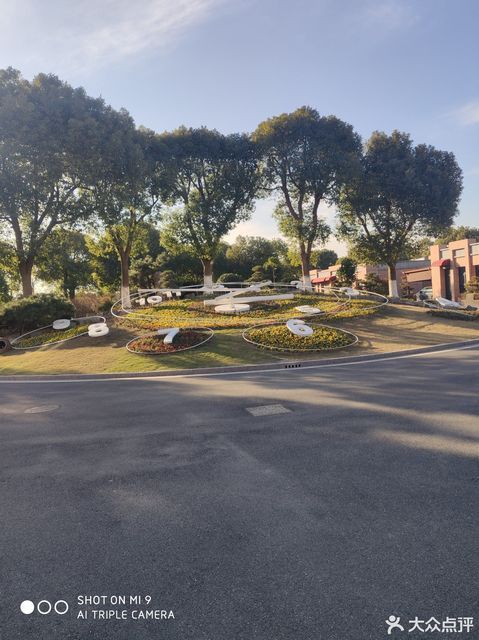 【南汇长桥山庄墓地】地址,电话,路线,周边设施_360地图