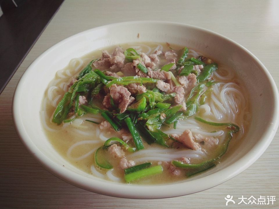 现炒杀猪肉粉图片