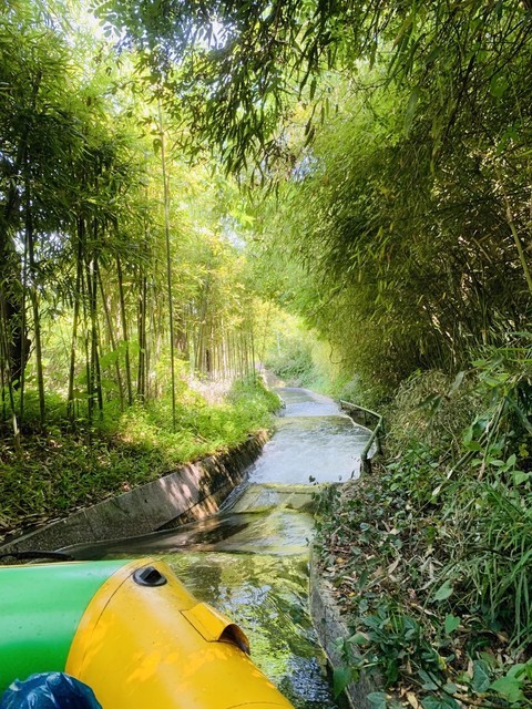 地址(在哪里):竹林漂流位于无锡市宜兴市张公洞景区内介绍:标签:体育