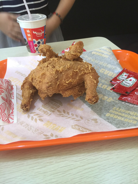 半边脆皮炸鸡图片