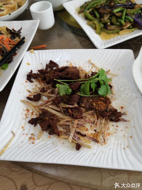 怎么走,在哪,在哪里,在哪儿):韶关市曲江区沙溪镇电话:河畔人家地址