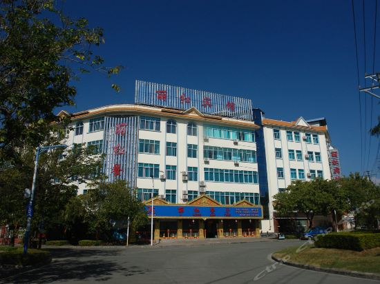 怎么去,怎么走,在哪,在哪里,在哪儿):德宏傣族景颇族自治州芒市德宏华