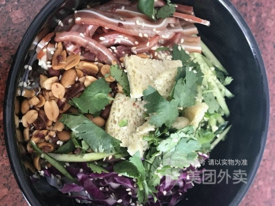 猪耳朵丝凉皮图片