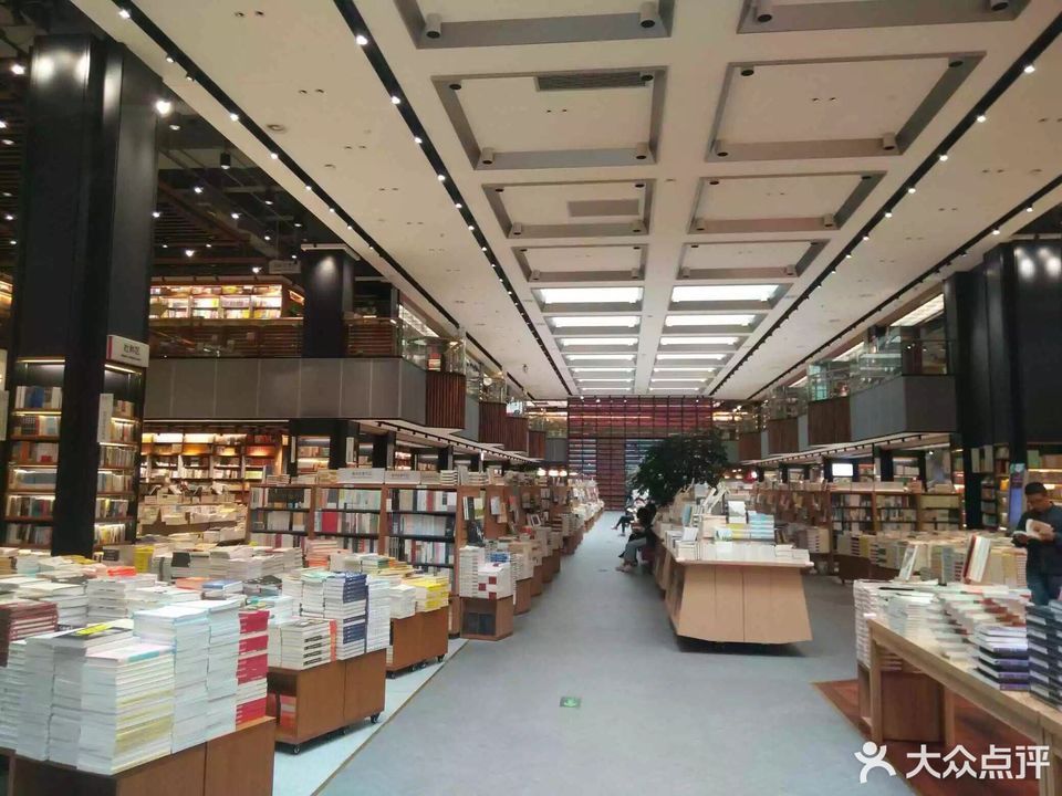 龙岗图书馆(龙广二路)图片