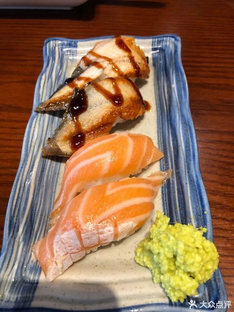 町上居酒屋日式料理