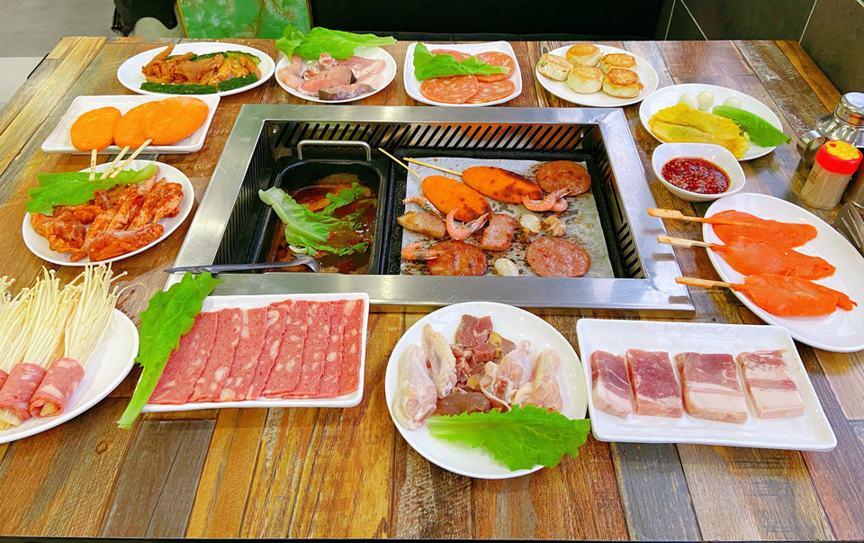 自助烤肉火锅图片