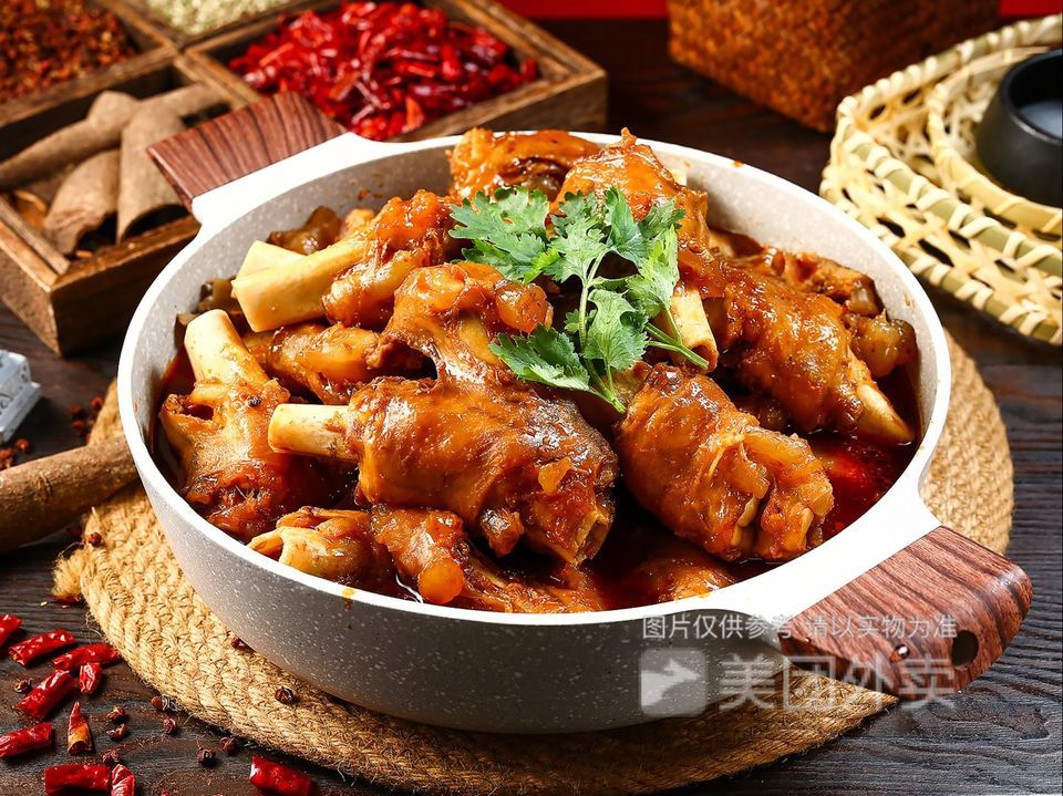 秘制酱香羊拐筋图片