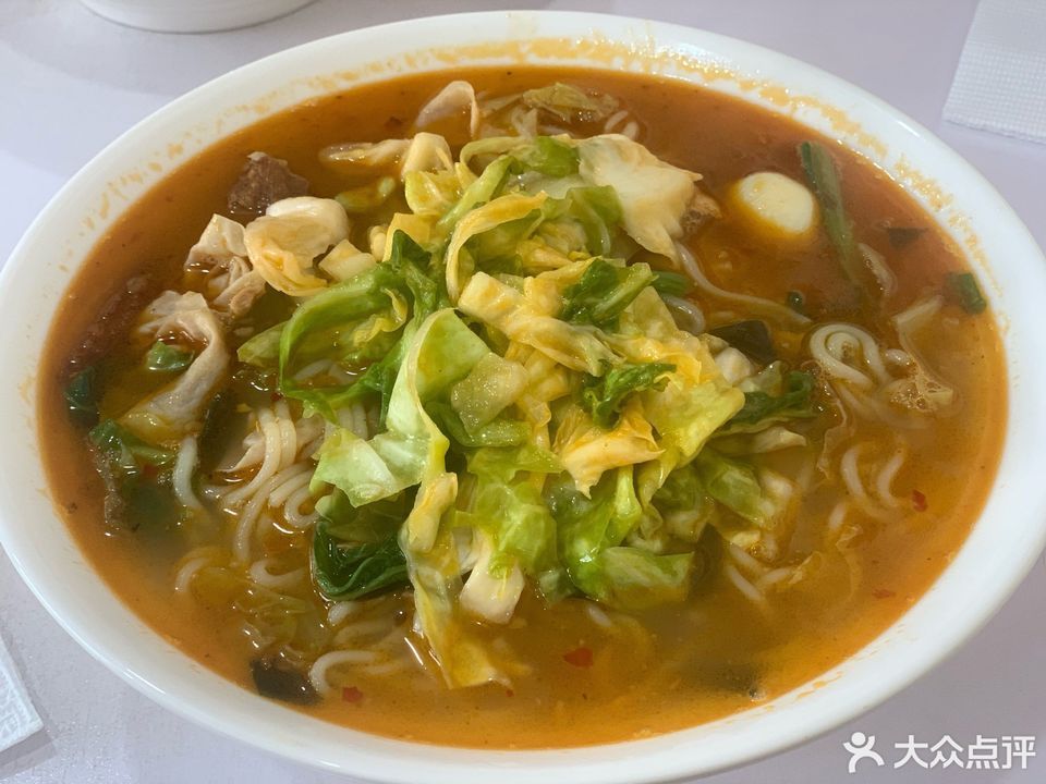 砂锅朝鲜面图片