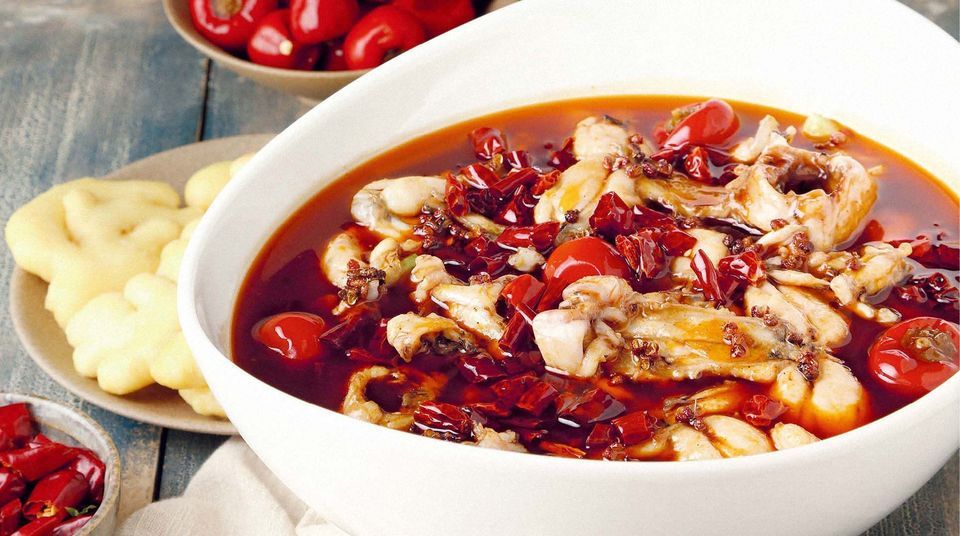 簋街馋嘴牛蛙图片