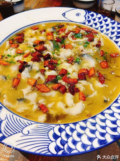 嘉华驰名酸菜鱼