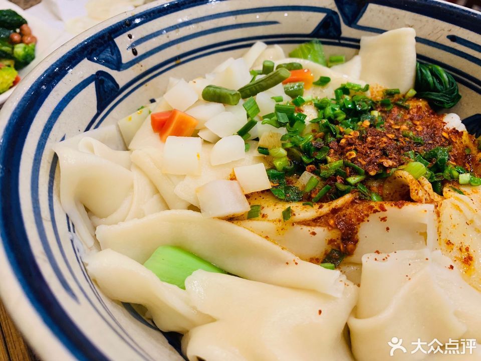 腊汁肉揪面片图片