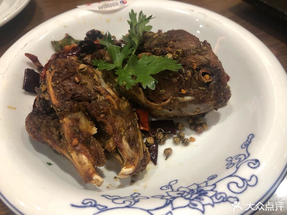 麻辣兔排推荐菜:介绍:地址(在哪里:马记兔子头(金马店)位于潍坊市