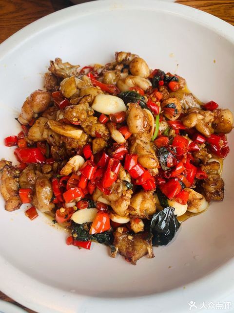 紫苏爆牛蛙图片