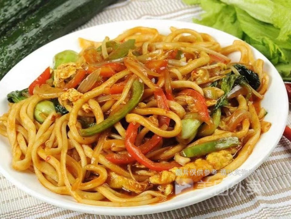 拉条子炒鸡蛋图片