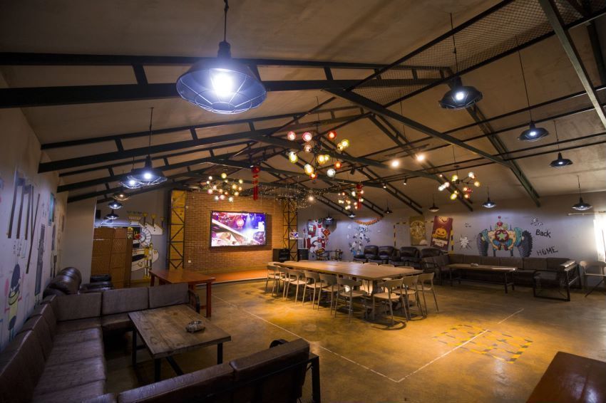 里外·日租别墅轰趴馆图片