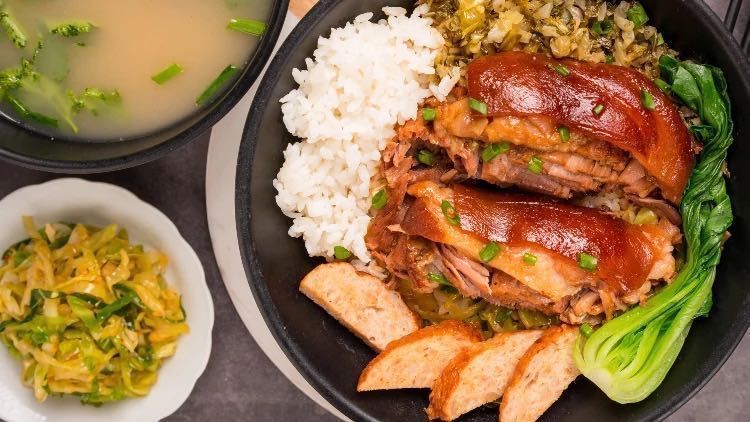 槑卤金牌猪脚饭