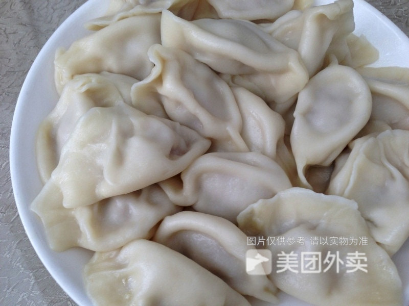牛肉烩饺图片