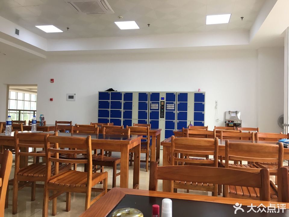 龙文区图书馆图片