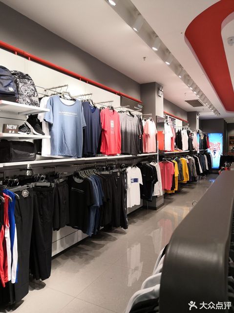 乔丹专卖店怎么加盟=乔丹专卖店怎么加盟联系方式的