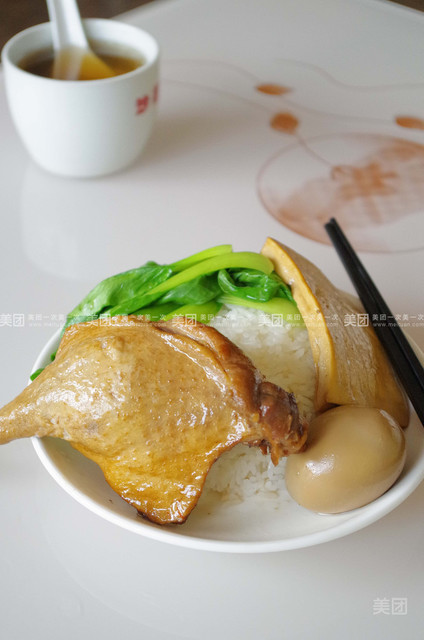 鸭腿饭图片