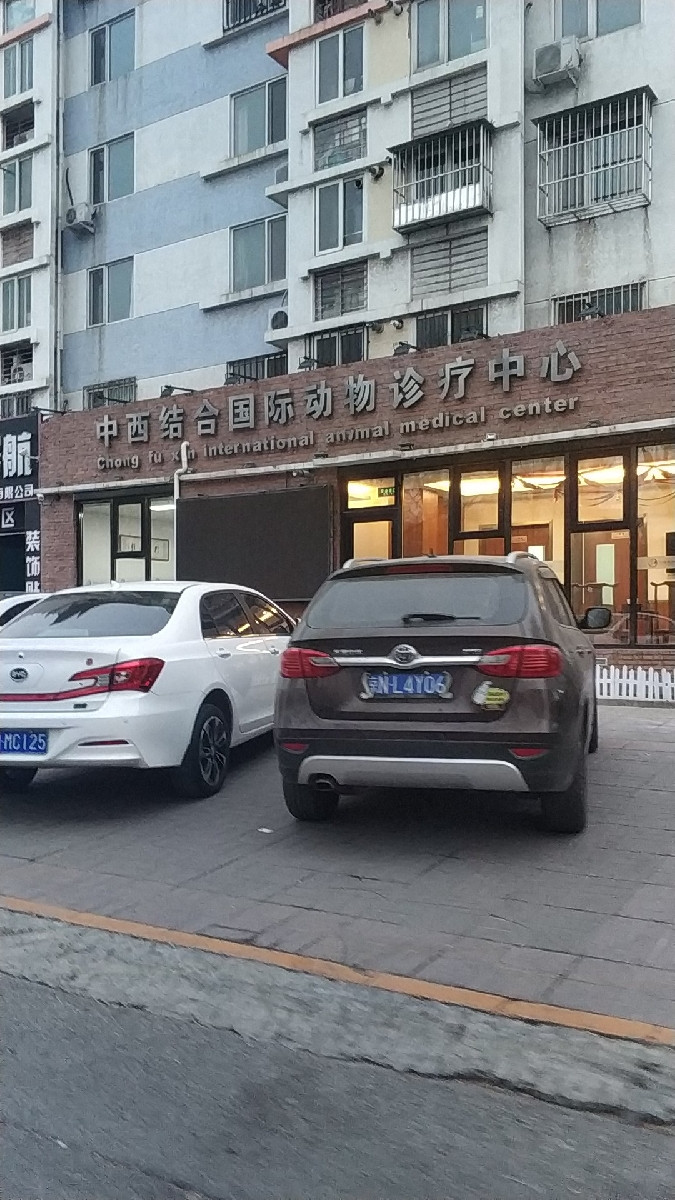 怎么走,在哪,在哪里,在哪儿):北京市昌平区龙锦三街电话:挪亚动物诊所